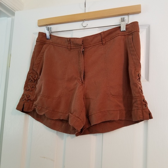 White House Black Market Pants - WHBM Gypsy lace up shorts